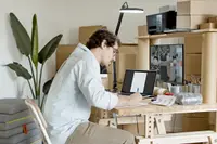 Why Most People Struggle to Start an Online Business