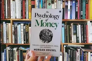 The Psychology of Money explores how emotions, behavior, and mindset shape our financial decisions, offering timeless wisdom for long-term wealth and success.